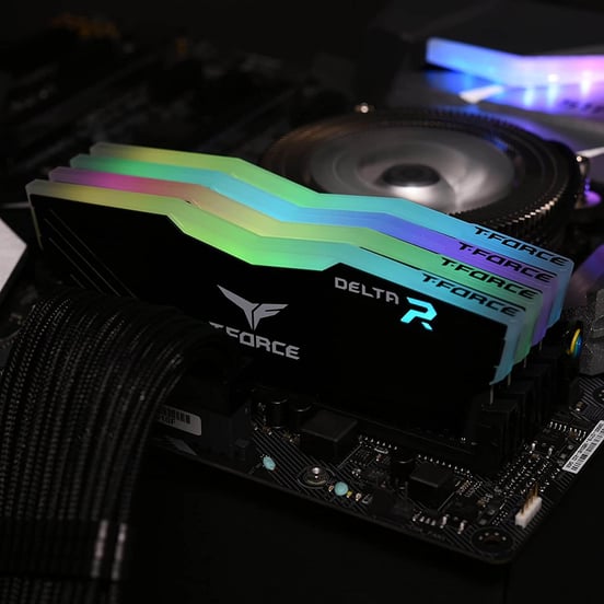 Memoria RAM Team Group T-Force Delta RGB DDR4 3600MHz PC4-28800