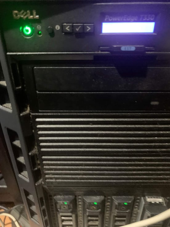 DELL PowerEdge T330 サーバー synology nas DELL PowerEdge T330