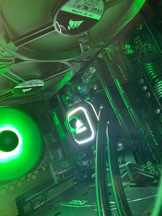 Corsair iCUE H100i RGB PRO XT