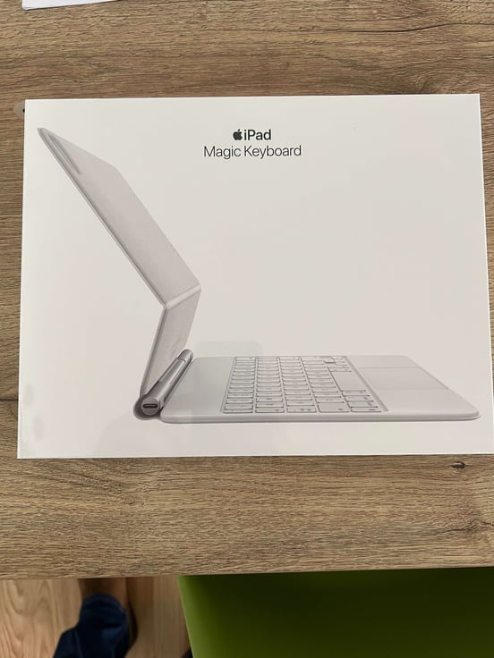 Apple Magic Keyboard Blanco para iPad Pro 11