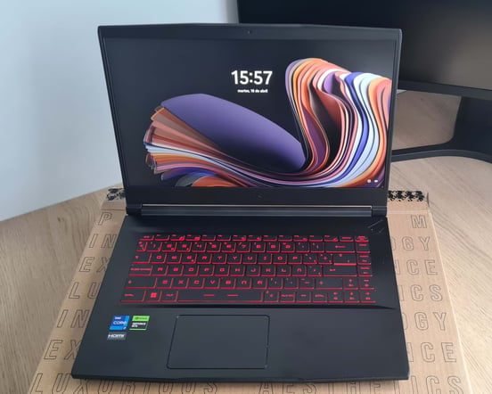 Portátil MSI Thin GF63 12VF-696XES Intel Core i5-12450H/16GB/512GB
