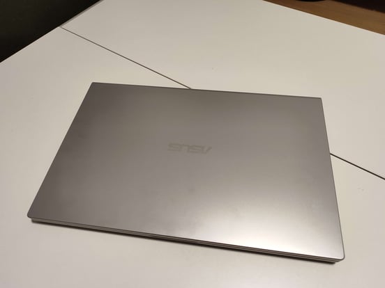 Portátil ASUS M515UA-EJ486W AMD Ryzen 7 5700U/16GB/512GB SSD/15.6