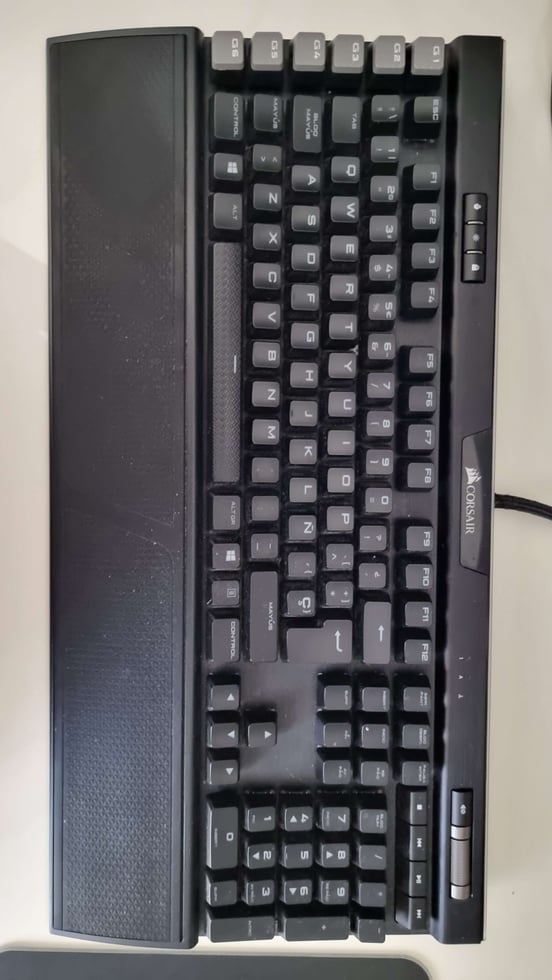 Corsair K95 RGB Platinum Teclado Mecánico LED RGB Cherry MX Speed