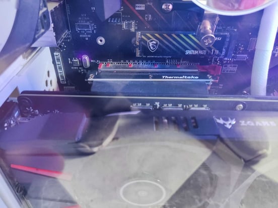 Thermaltake TT Premium - Cable Elevador PCI-E 3.0 (200 Mm) - Extensor Para Tarjeta Gráfica, Blindaje EMI, Negro