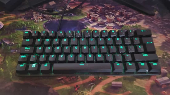 Razer Huntsman Mini Mercury Teclado Gaming RGB Switch Purple US
