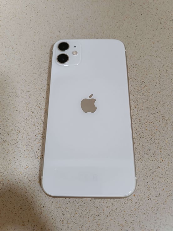 Apple iPhone 11 128 GB Blanco Libre Reacondicionado