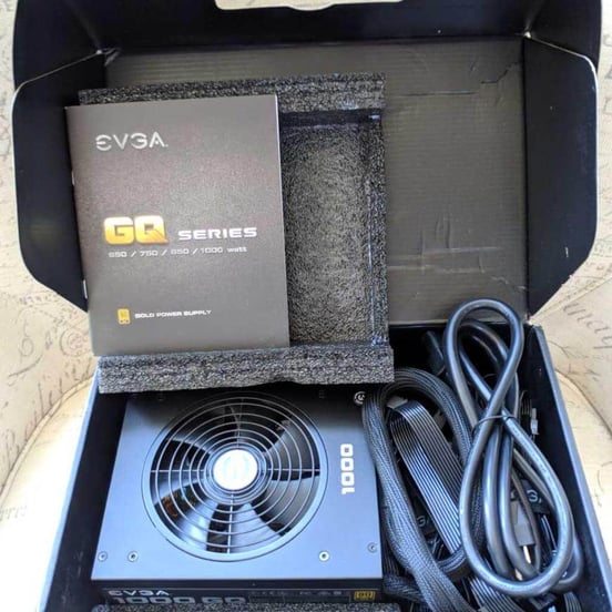 Fuente Alimentación EVGA GQ 1000W 80 Plus Gold Semi Modular