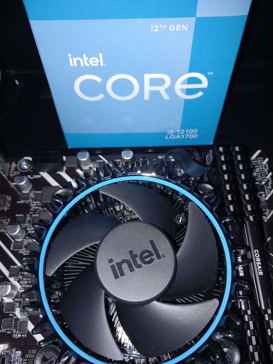 Procesador Intel Core i3-12100 3.3 GHz | PcComponentes.com