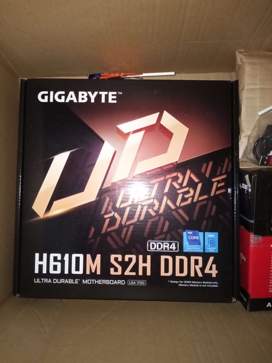 Gigabyte H610M S2H DDR4 Placa Base Intel H610 Express LGA 1700 Micro Atx Negro