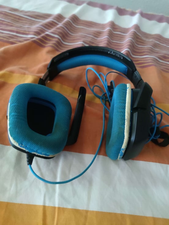 Logitech G430 Gaming Surround Sound