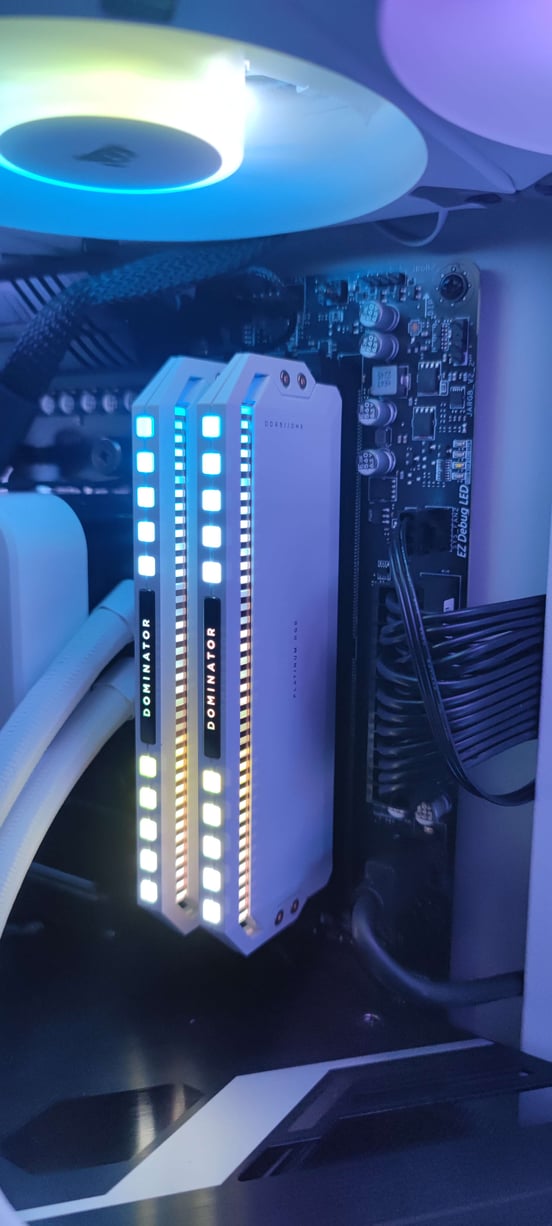 Memoria RAM Corsair Dominator Platinum RGB DDR5 5600MHz 64GB