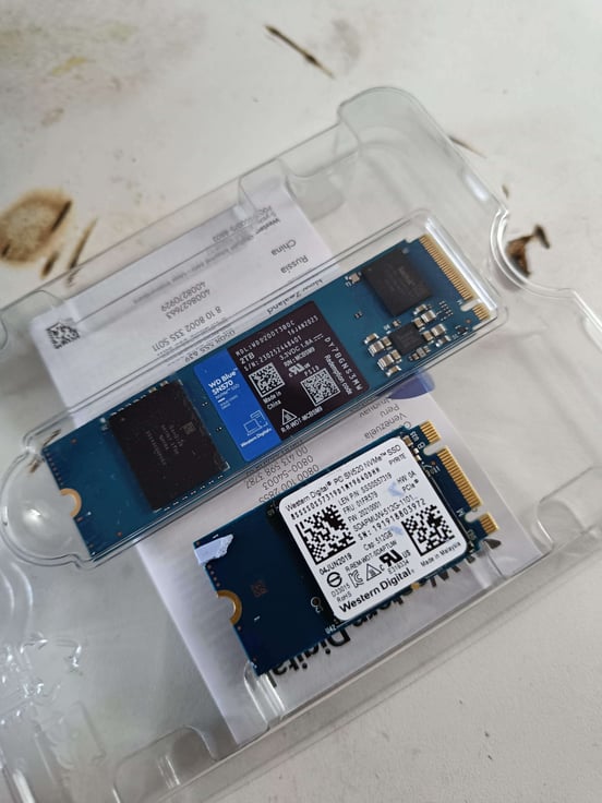 M.2 SSD BLUE SN590 NVMe SSD 2TB 　【340】 2TB WD Blue SN570 NVMe™ SSD | Sandisk