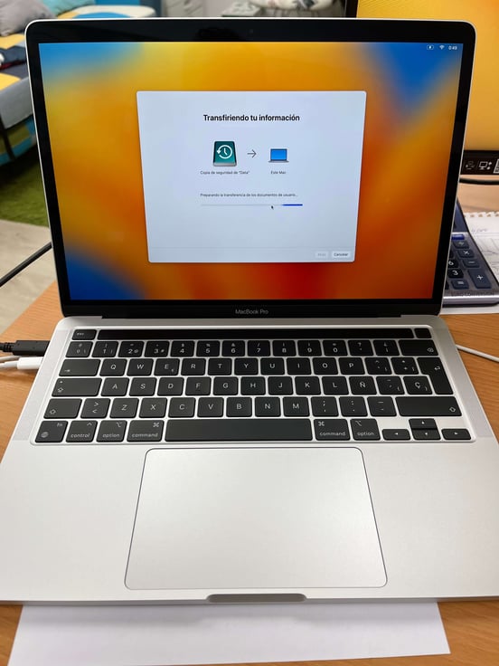 Portátil Apple Macbook Pro Apple M2/8GB/256GB SSD/GPU Deca Core
