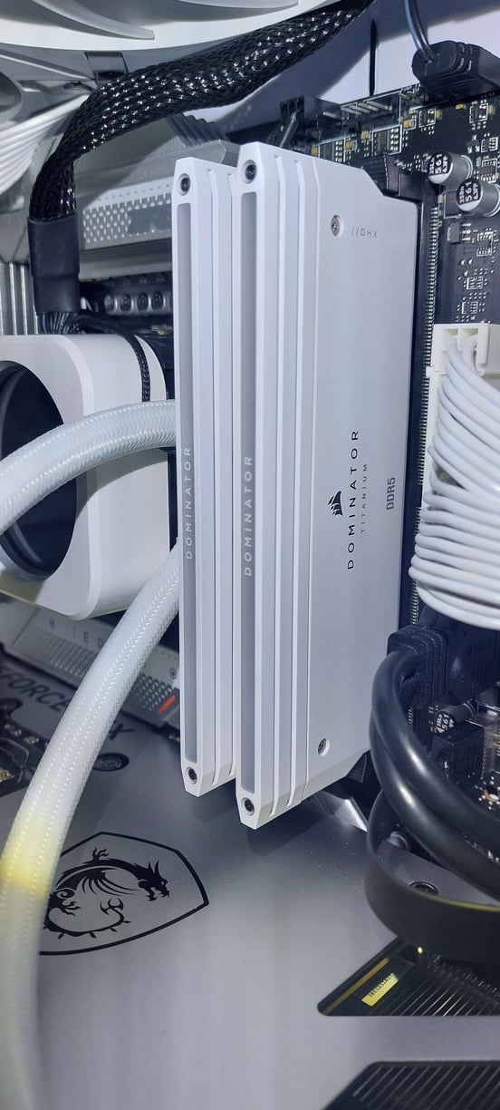 Corsair Dominator Titanium DDR5 6000MHz 32GB 2x16GB CL30 XMP