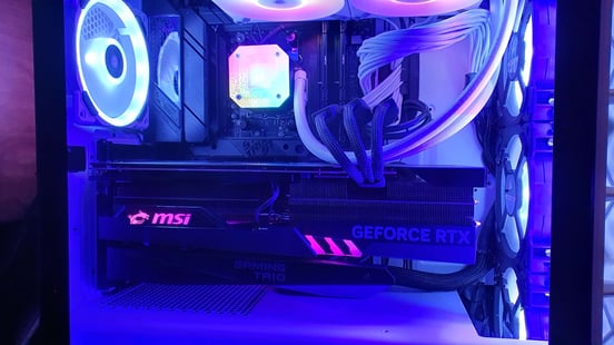 Tarjeta Gráfica MSI GeForce RTX 4090 GAMING X SLIM 24GB GDDR6X