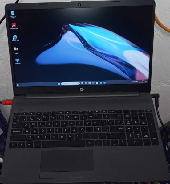 Portátil HP 255 G9 AMD Ryzen 5 5625U/16GB/512 GB SSD/15.6