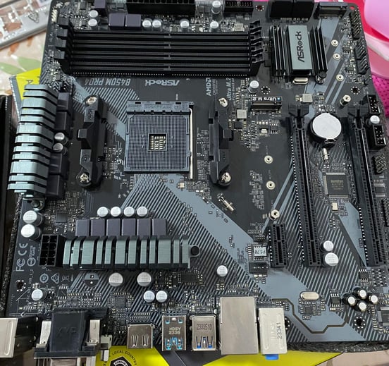Placa Base ASRock B450M Pro4 R2.0 | PcComponentes.com