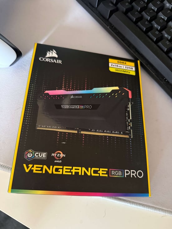 Memoria RAM Corsair Vengeance RGB Pro DDR4 3600MHz PC4-28800 32GB