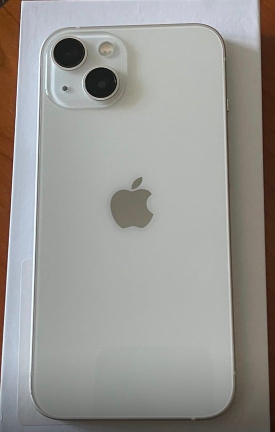 Apple iPhone 13 256GB Blanco Estrella Libre Reacondicionado