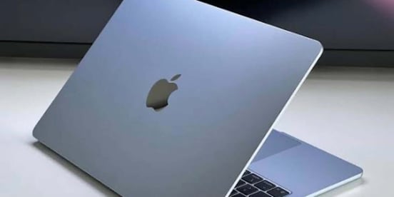 Portátil Apple MacBook Air 15,3